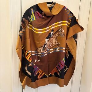 Gucci 100% Silk Equestrian Golden Brown Square Scarf Luxury Designer Horse Print